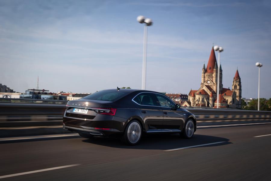  Skoda Superb Laurin & Klement 2019 года  (WW) (фото 19 из 93)